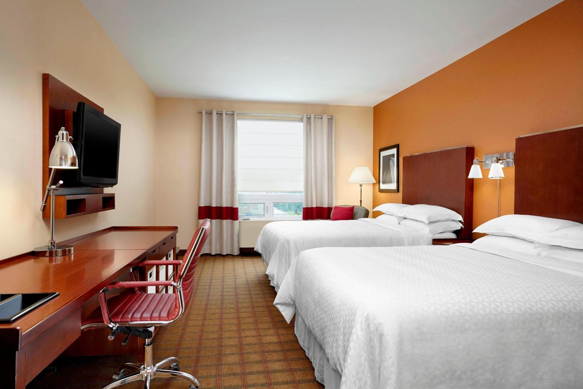 Four Points By Sheraton Calgary Airport Exteriér fotografie